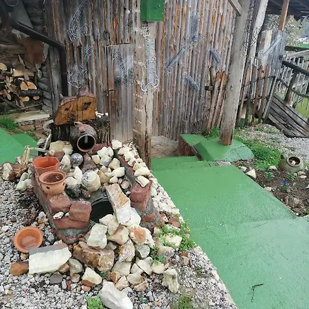 Nino Natural Wood House 1 Visoko