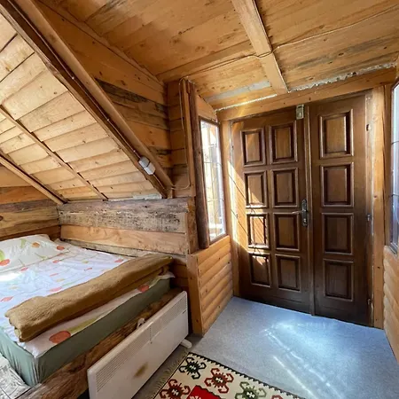 Nino Natural Wood House *